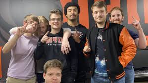 Dota2冰雷卡的玩法指南